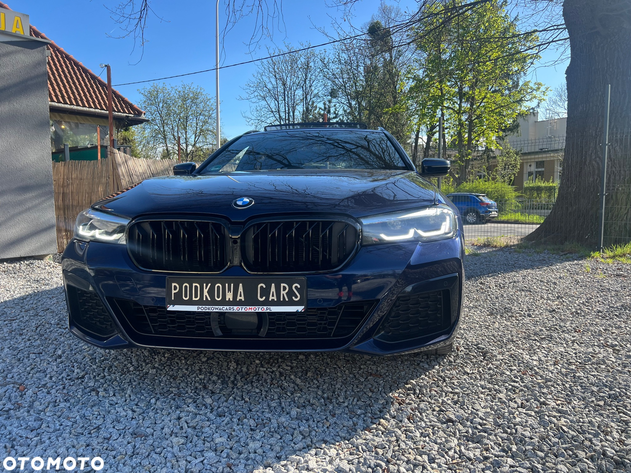 BMW Seria 5 520d xDrive Touring M Sport Edition - 10