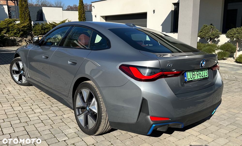 BMW i4 - 4