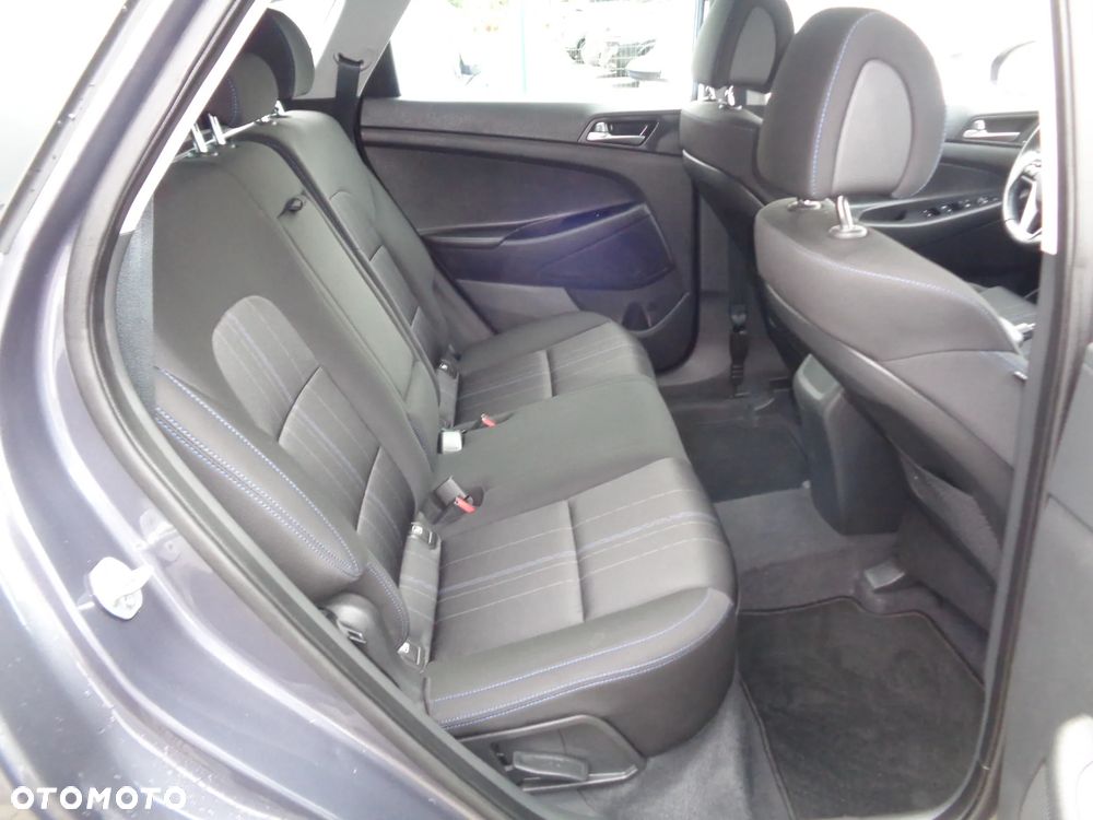 Hyundai Tucson 1.6 GDI BlueDrive Comfort 2WD - 20