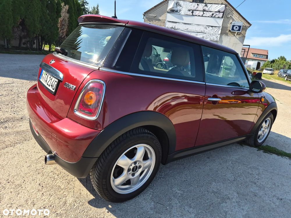 MINI Cooper 50 Mayfair - 9