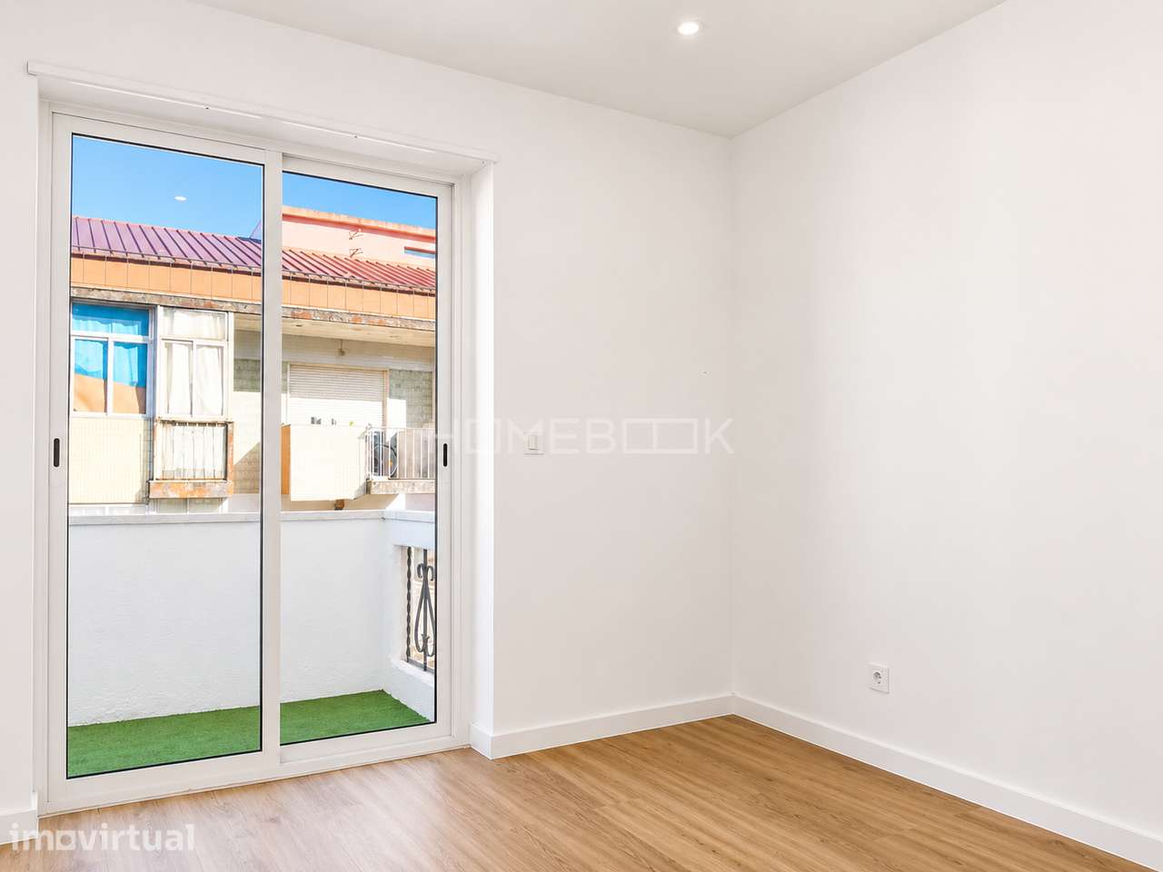 Apartamento T3 Renovado em 2026 | Excelente Localização no Cacém - Grande imagem: 5/16