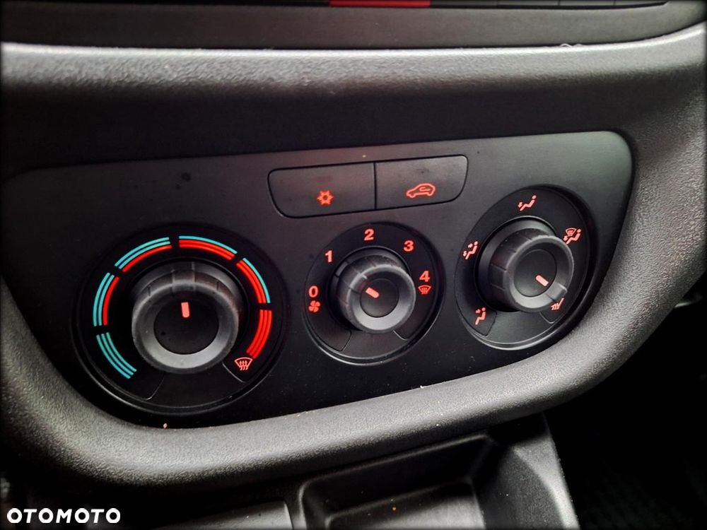 Fiat doblo-cargo/van - 9