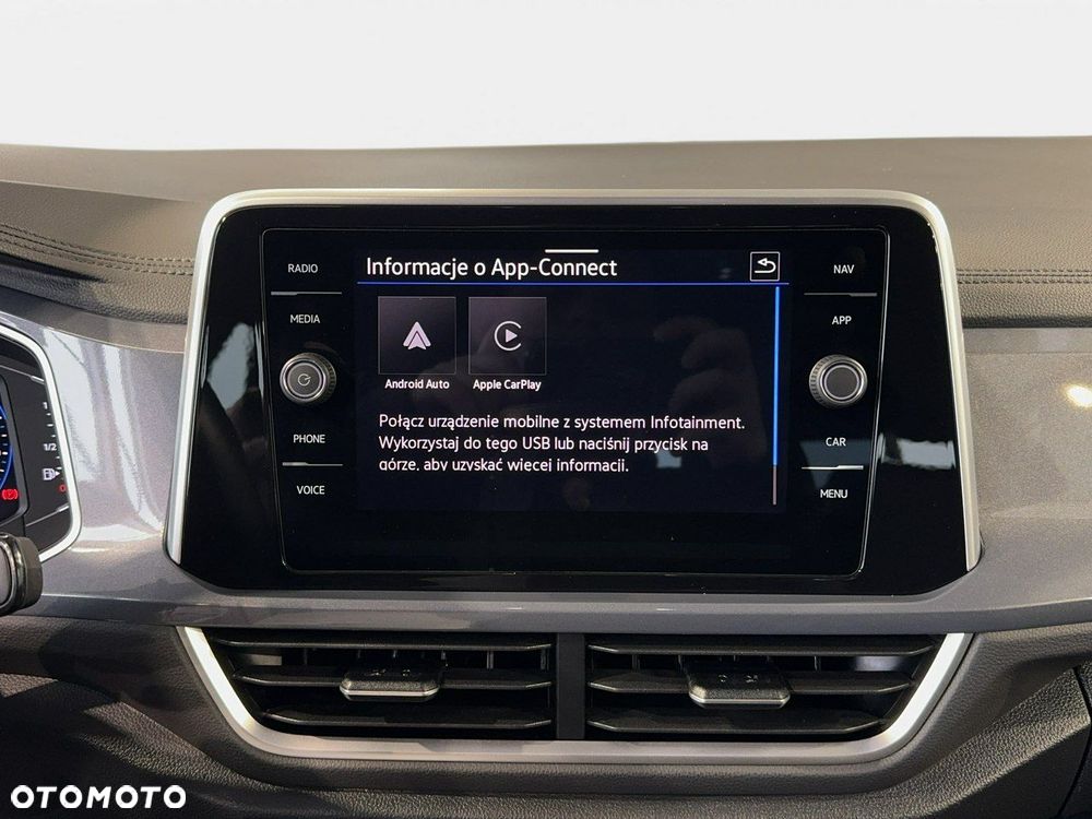 Volkswagen T-Roc - 22