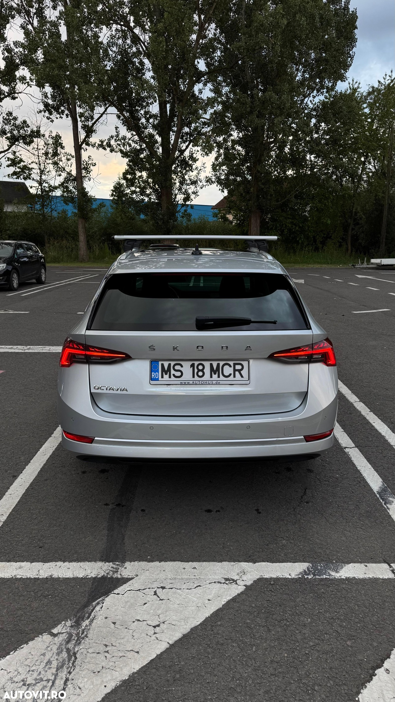 Skoda Octavia 2.0 TDI DSG First Edition - 4