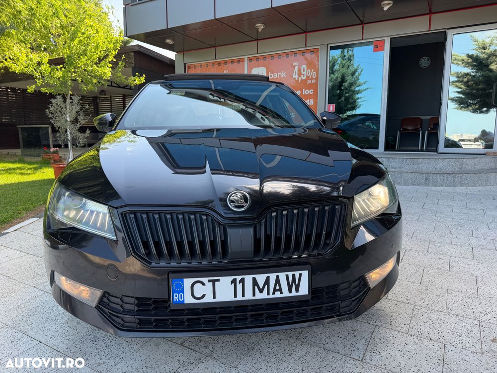 Skoda Superb 2.0 TDI DSG Sportline - 24