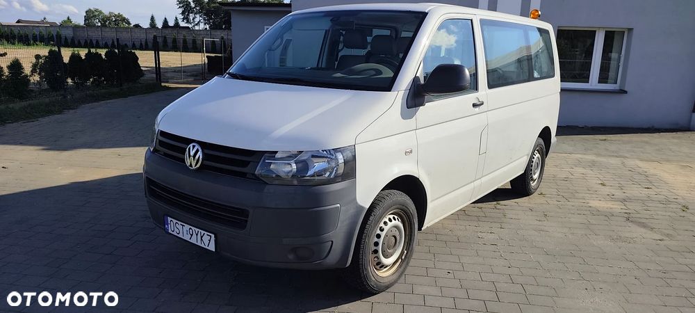 Volkswagen Transporter - 1
