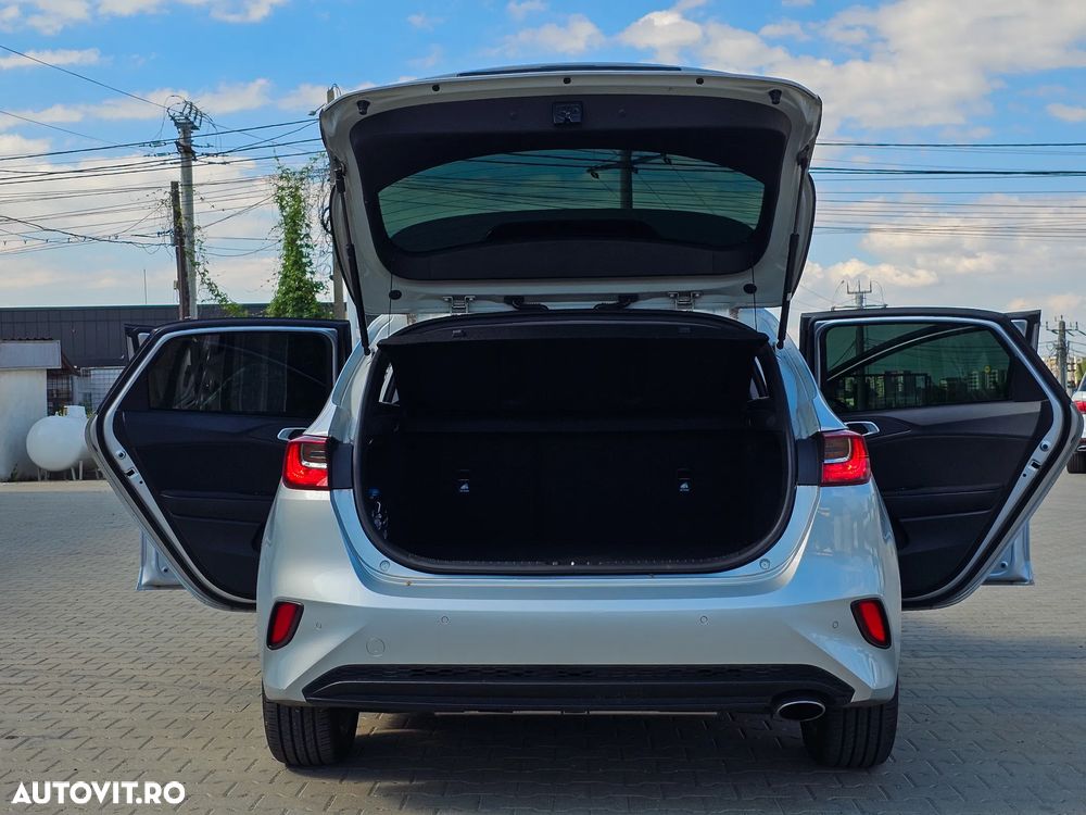 Kia Ceed - 23