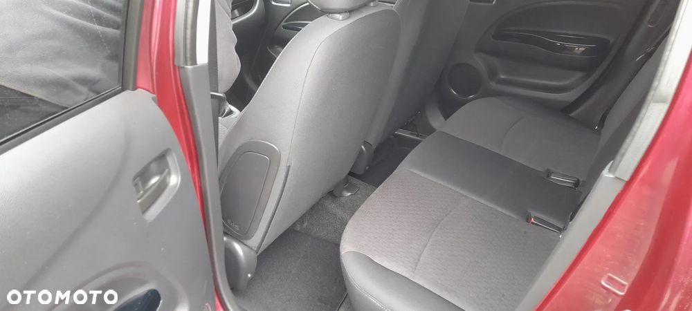 Mitsubishi Space Star 1.2 Intro Edition+ - 11