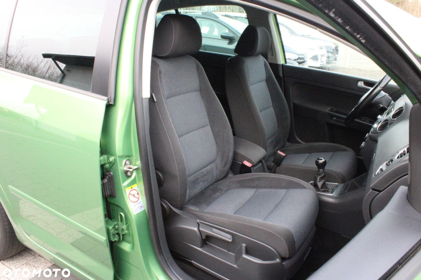 Volkswagen Golf Plus - 24