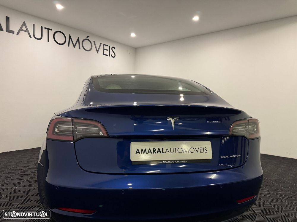 Tesla Model 3 Long-Range Dual Motor AWD - 22