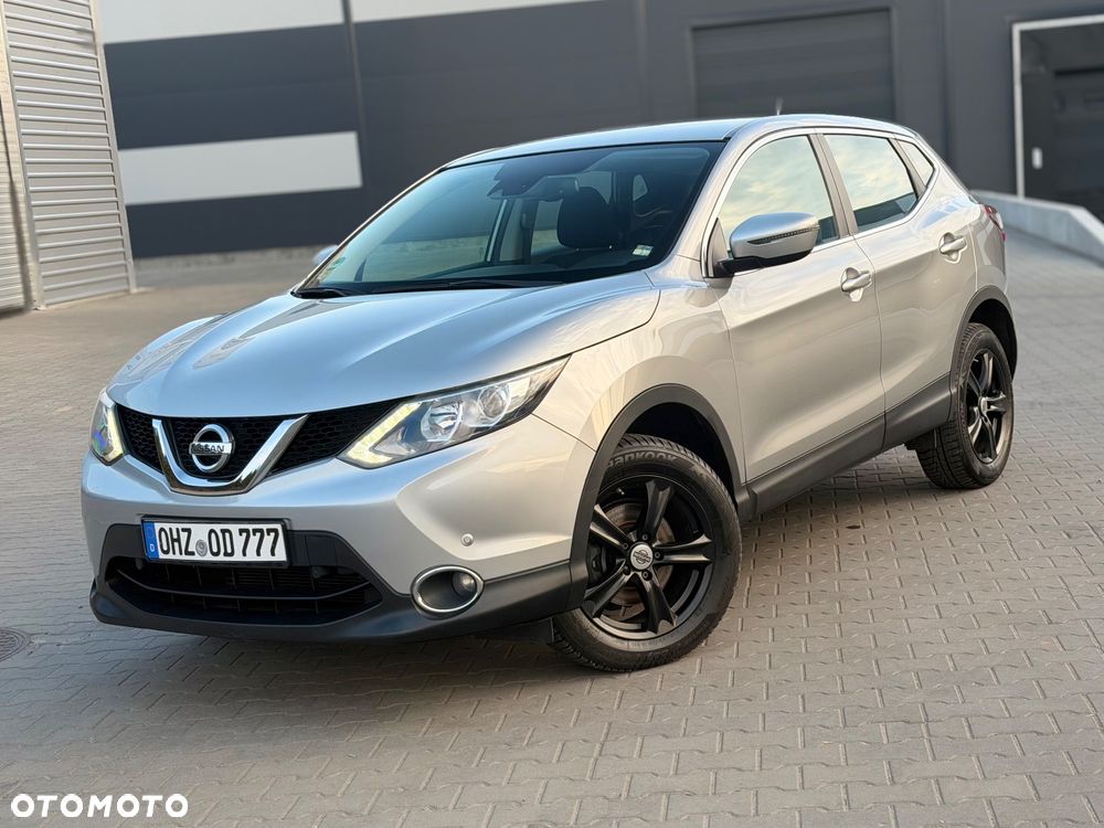 Nissan Qashqai 1.2 DIG-T N-Connecta - 1