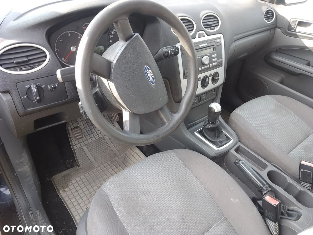 Ford Focus 1.6 TDCi Ambiente - 7