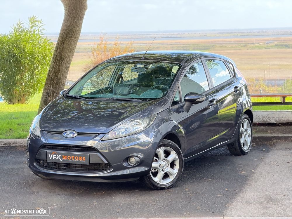 Ford Fiesta 1.25 Techno - 2