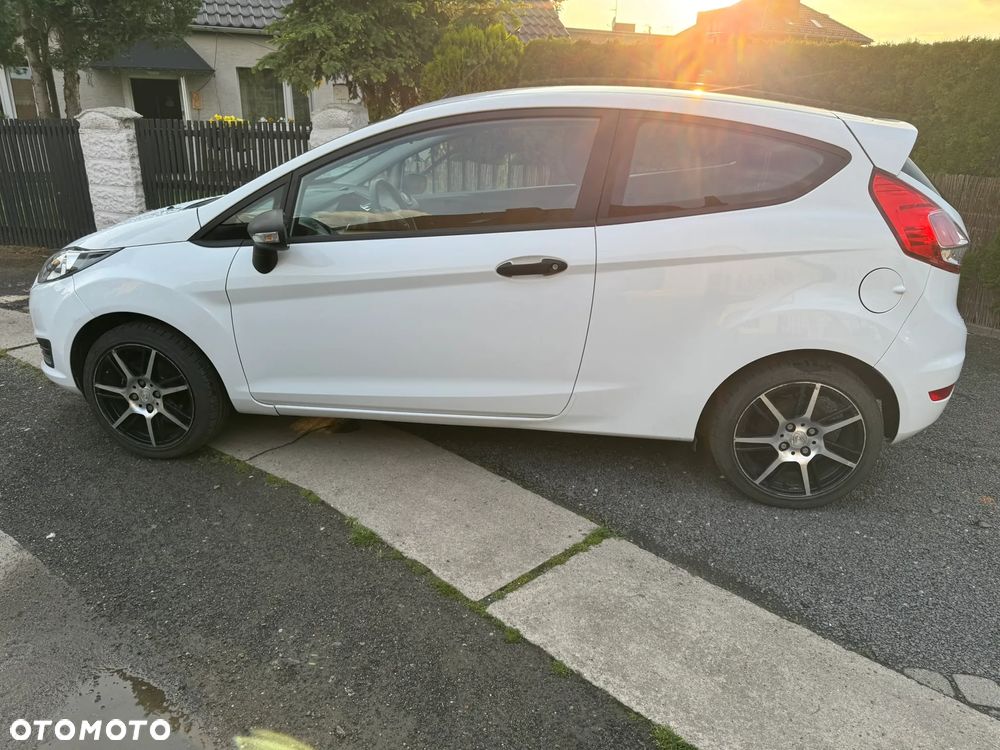 Ford Fiesta 1.25 Ambiente - 6