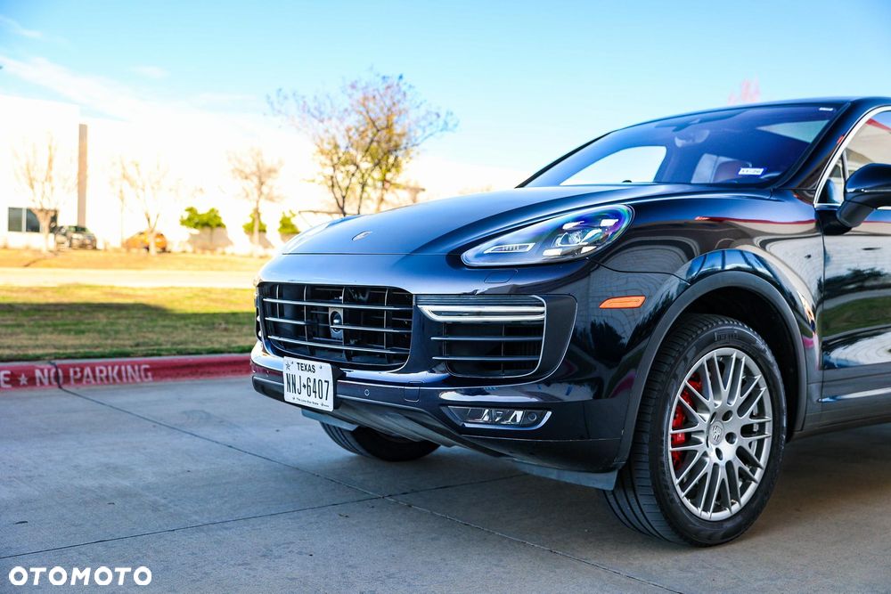 Porsche Cayenne - 11