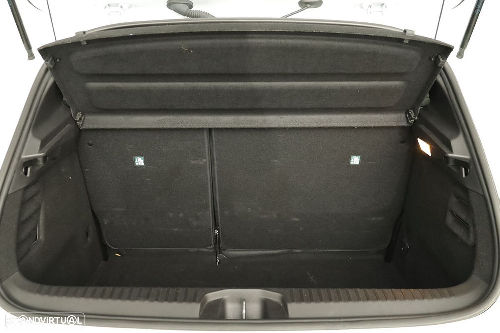 Renault Clio 1.0 TCe Techno - 23