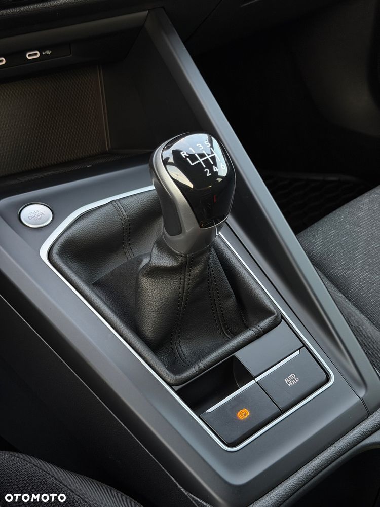 Volkswagen Golf 1.5 TSI EVO Life - 32