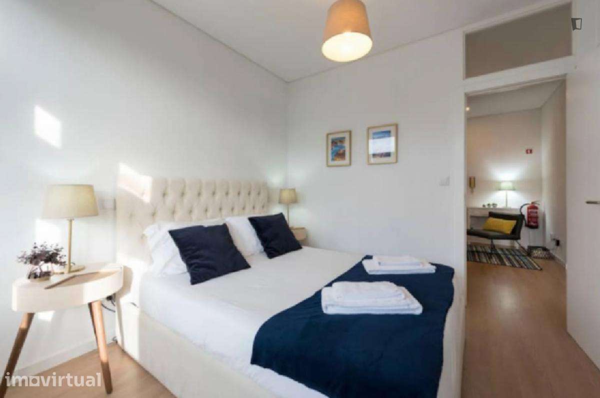 Apartamento com 2 quartos - localizado em Sé Porto - Grande imagem: 5/9