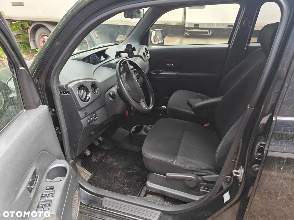 Daihatsu Materia 1.5 - 10