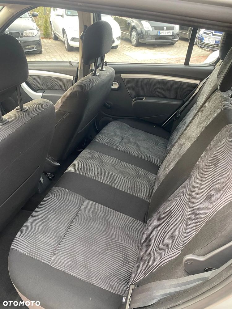 Dacia Sandero 1.4 Laureate - 20