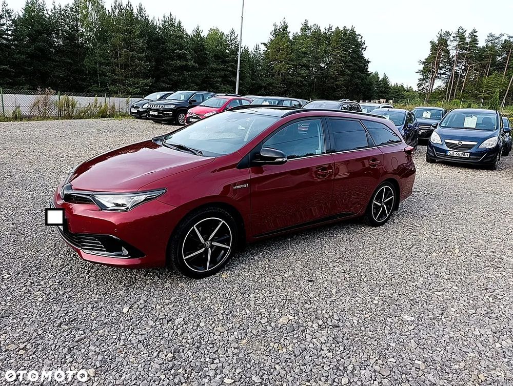 Toyota Auris Hybrid 135 Selection - 2