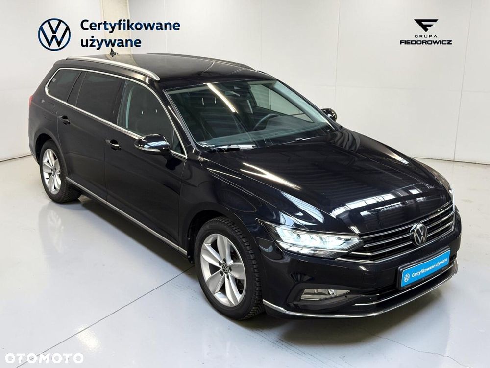 Volkswagen Passat Variant 1.5 TSI EVO Elegance DSG - 17
