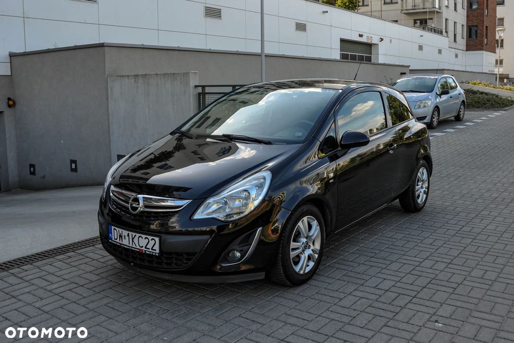 Opel Corsa 1.2 16V Energy - 1