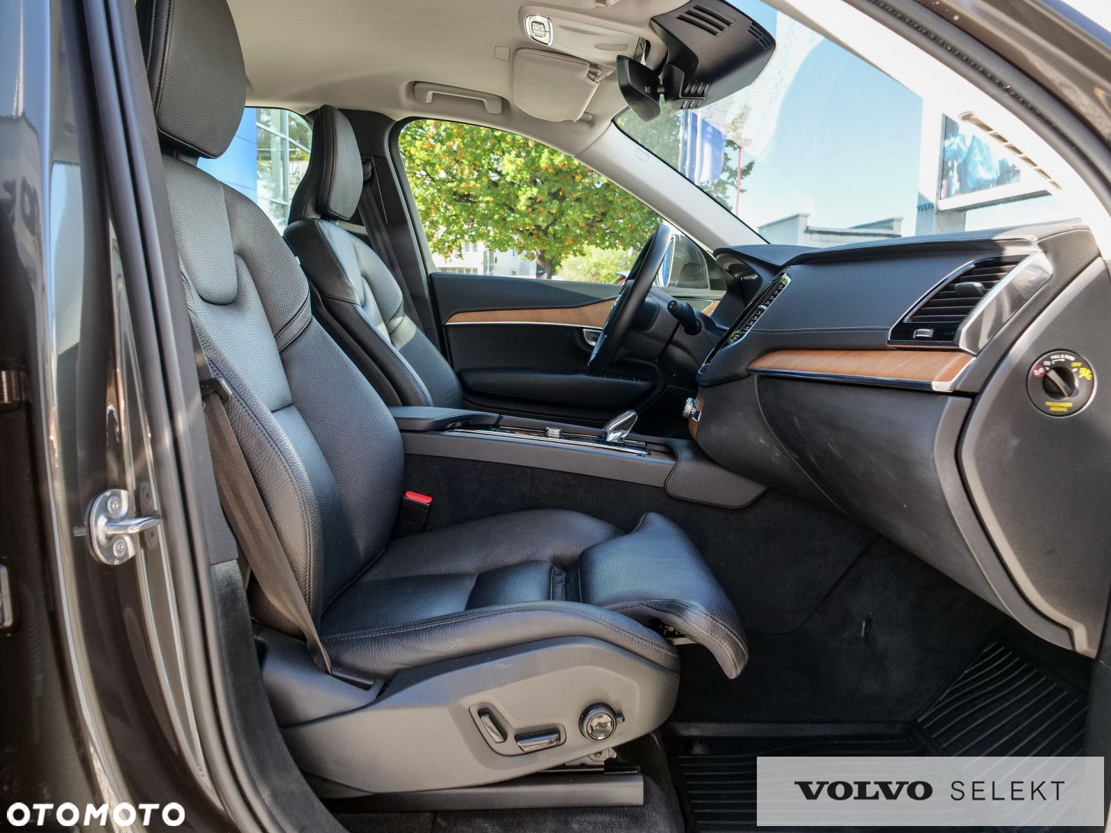 Volvo XC 90 - 31