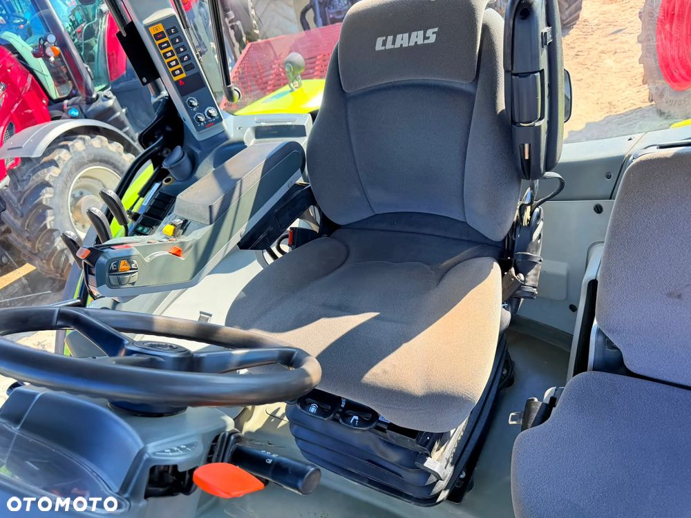 Claas Arion 630 - 21