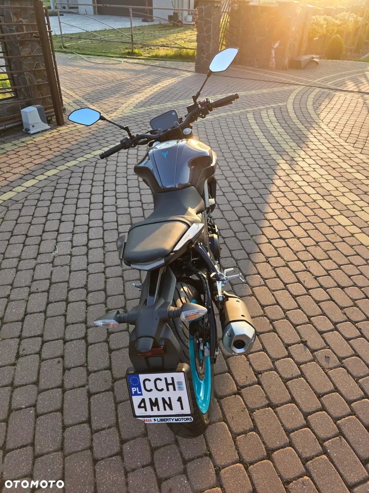 Yamaha MT - 15