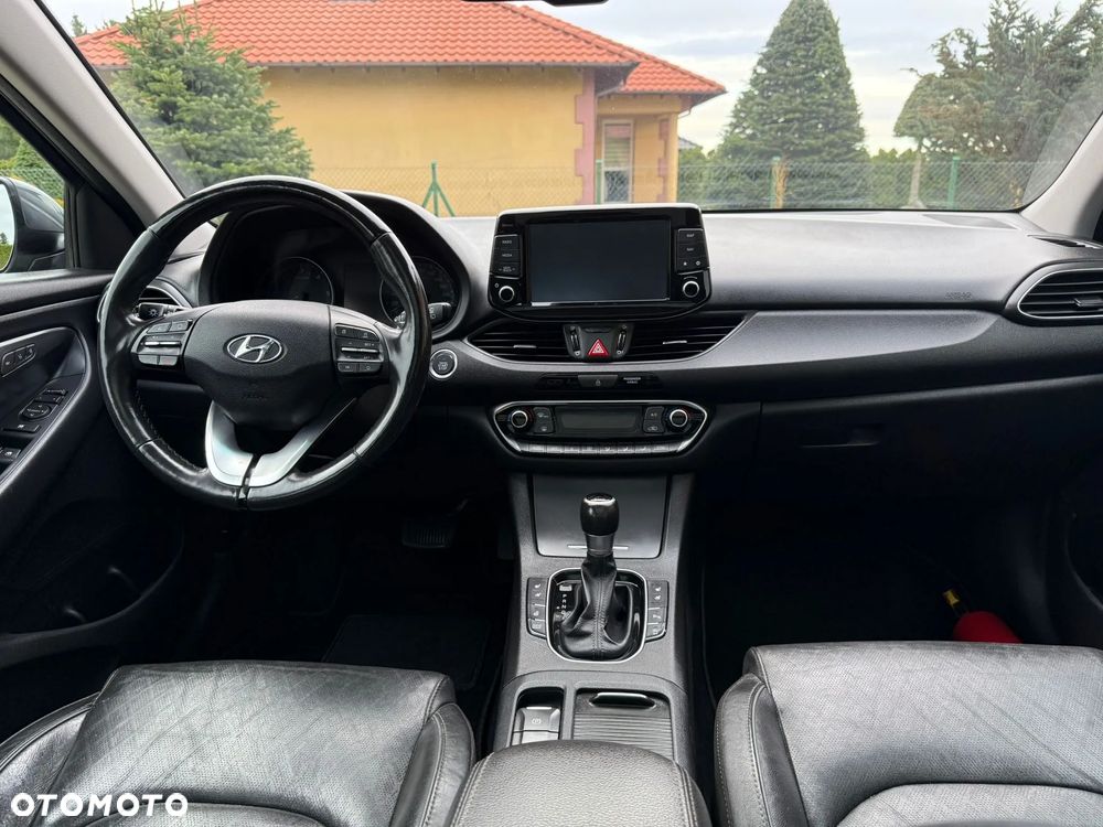 Hyundai i30 1.6 CRDi BlueDrive Premium DCT - 12