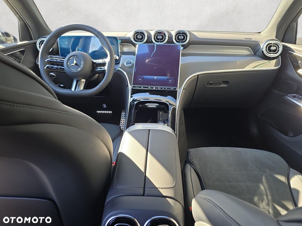 Mercedes-Benz GLC - 13