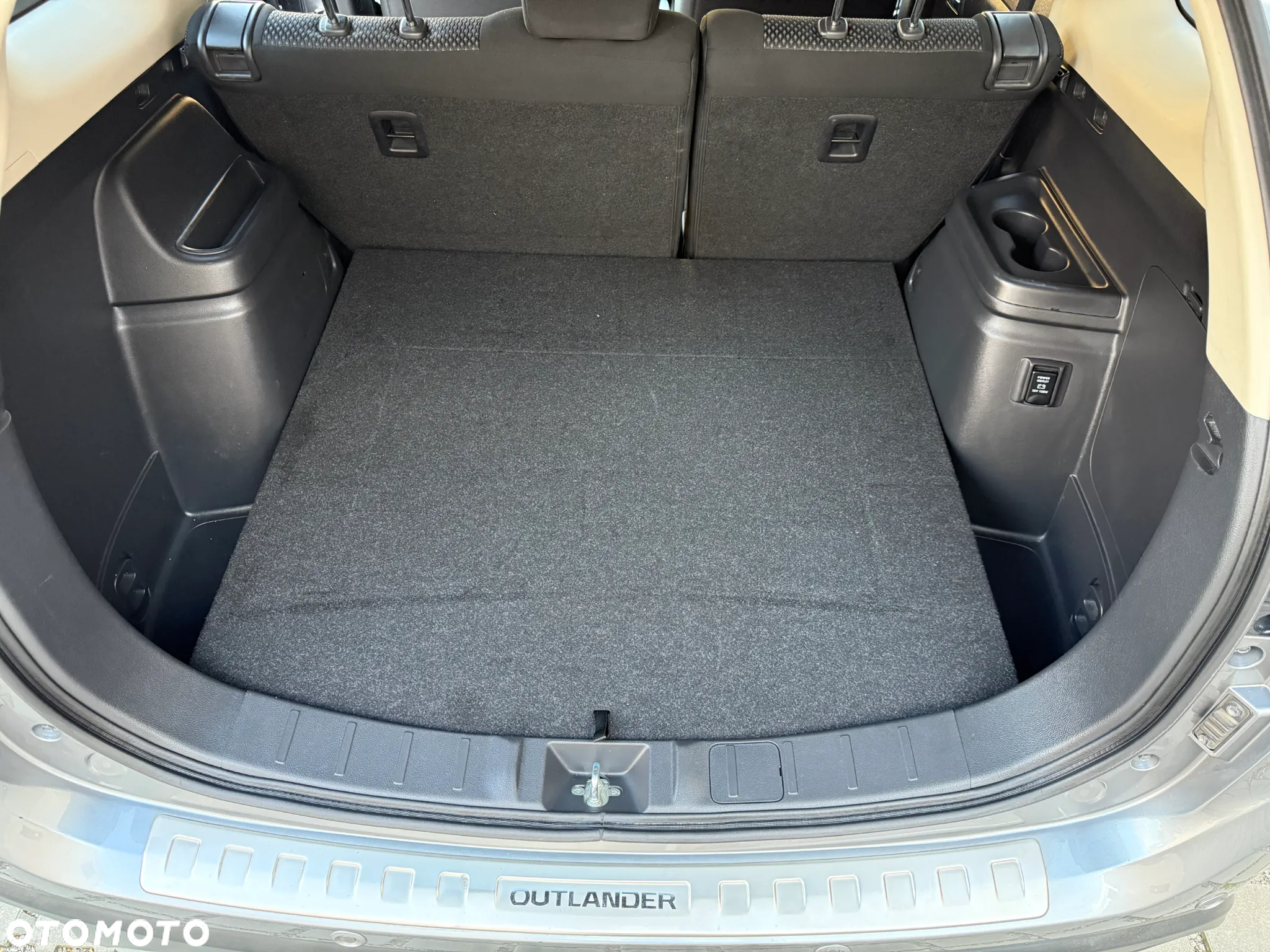 Mitsubishi Outlander 2.0 Intense Comfort 4WD CVT - 25