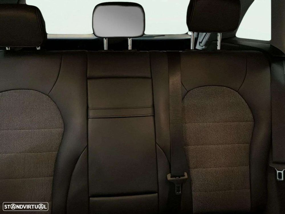 Mercedes-Benz C 300 de Avantgarde - 19