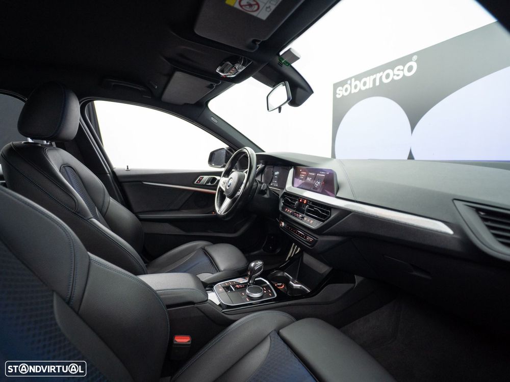 BMW 118 i Pack Desportivo M Auto - 40