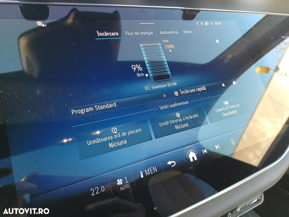 Mercedes-Benz E 400e 4Matic 9G-TRONIC - 29