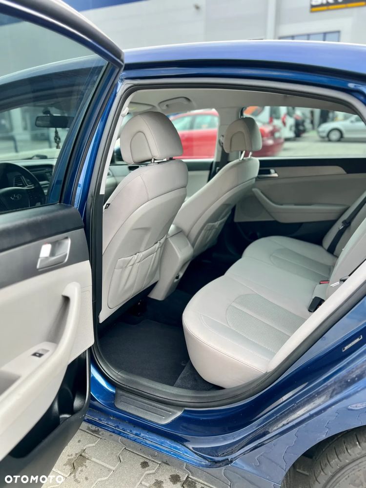 Hyundai Sonata 2.4 SE - 3
