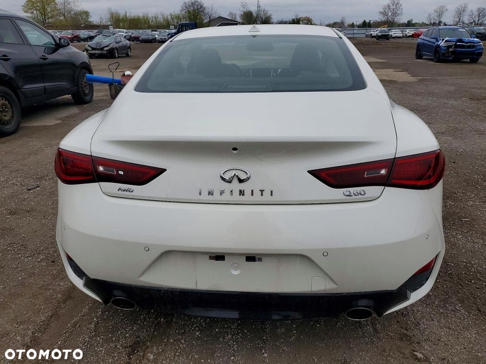 Infiniti Q60 - 7