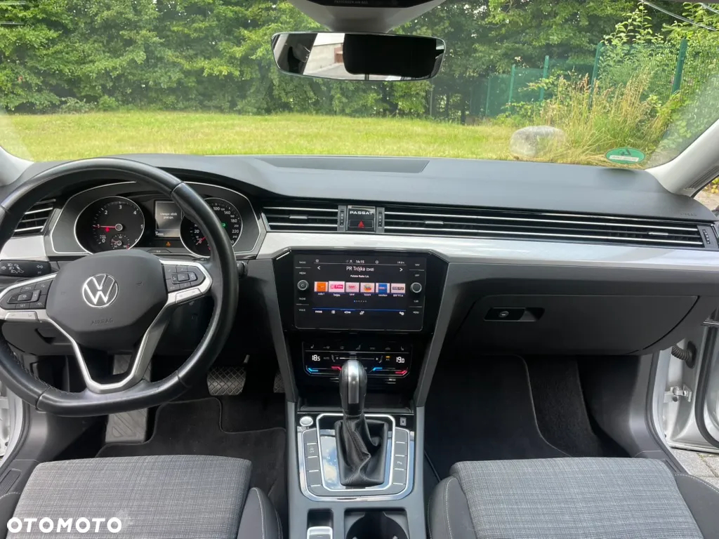 Volkswagen Passat Variant 2.0 TDI SCR DSG Business - 7