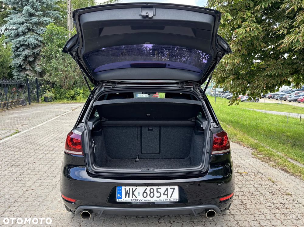 Volkswagen Golf VI 2.0 TSI GTI - 14
