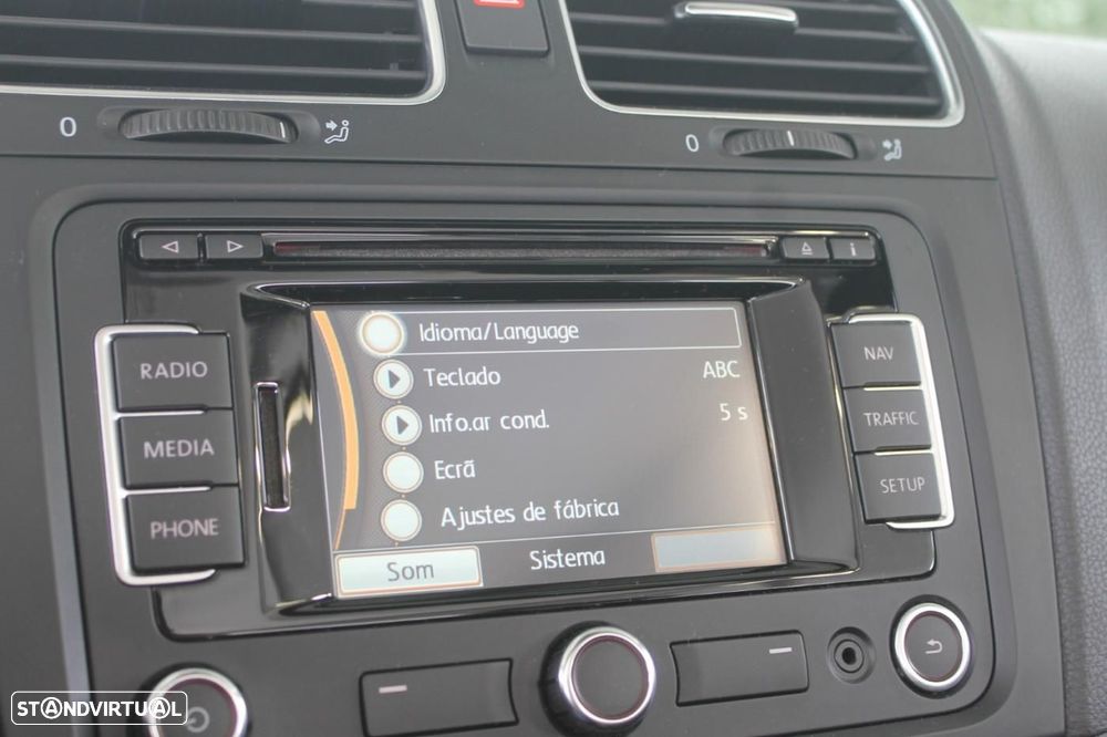 VW Golf Cabriolet 1.2 TSI Exclusive - 23