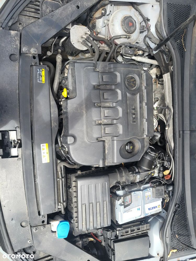 Volkswagen Passat 2.0 TDI SCR 4Mot DSG Highline - 25