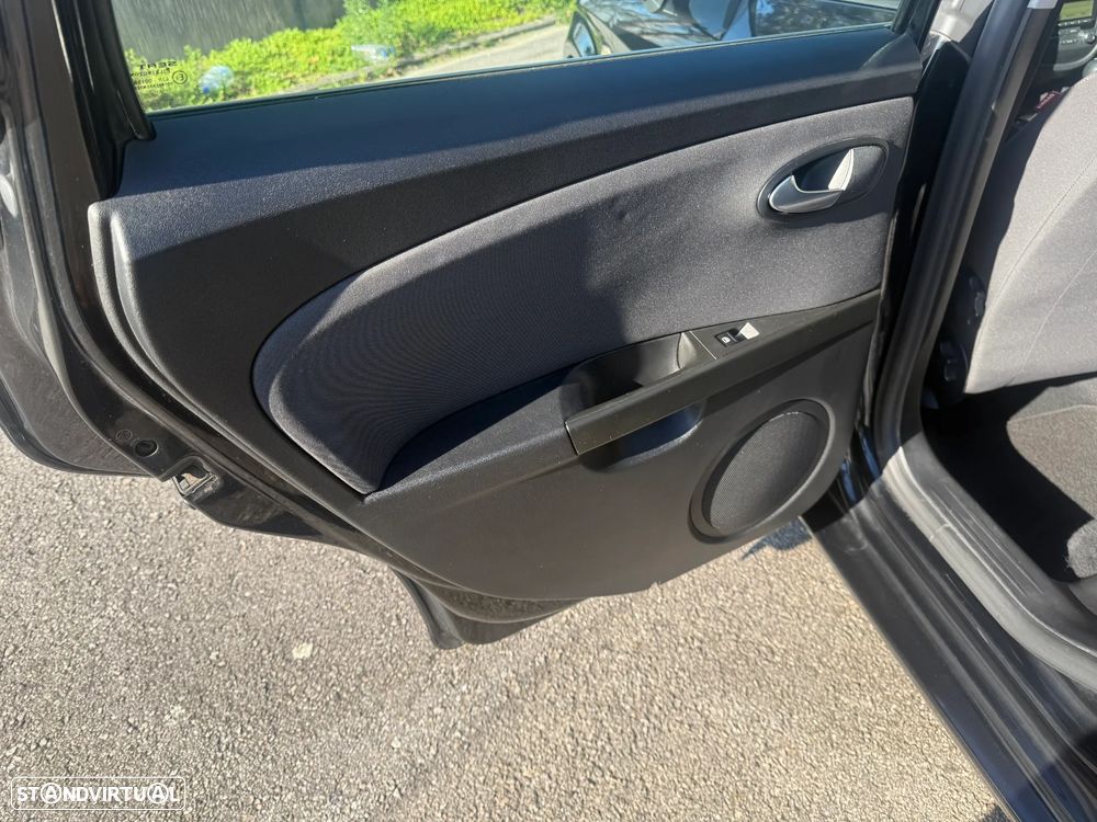 SEAT Leon 1.6 TDI Copa - 11