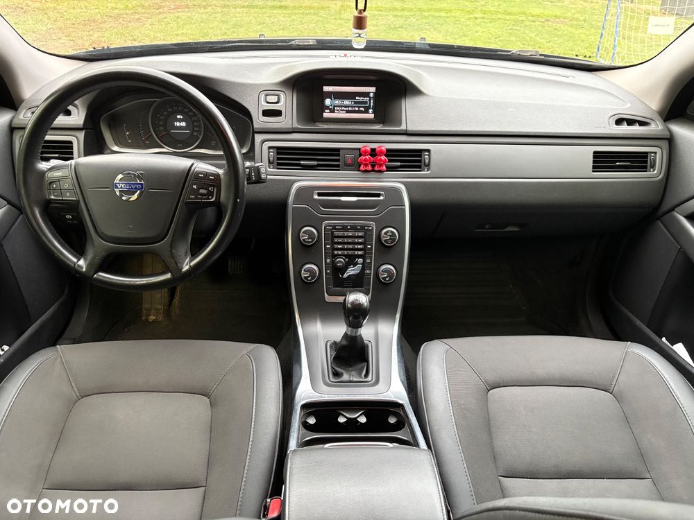 Volvo V70 T4 Kinetic - 10