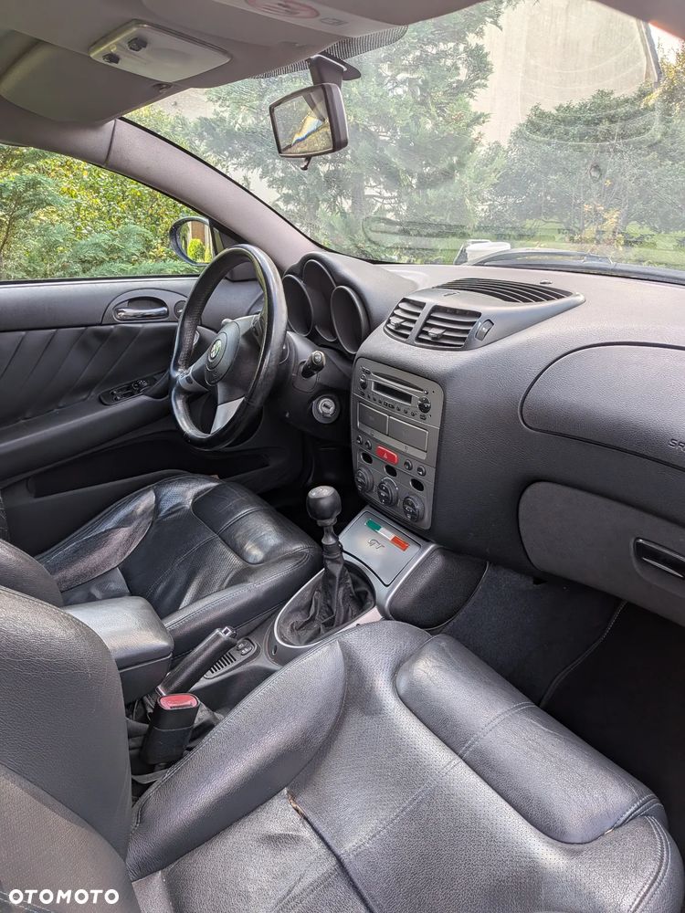 Alfa Romeo GT 1.9JTD 16V Impression - 7