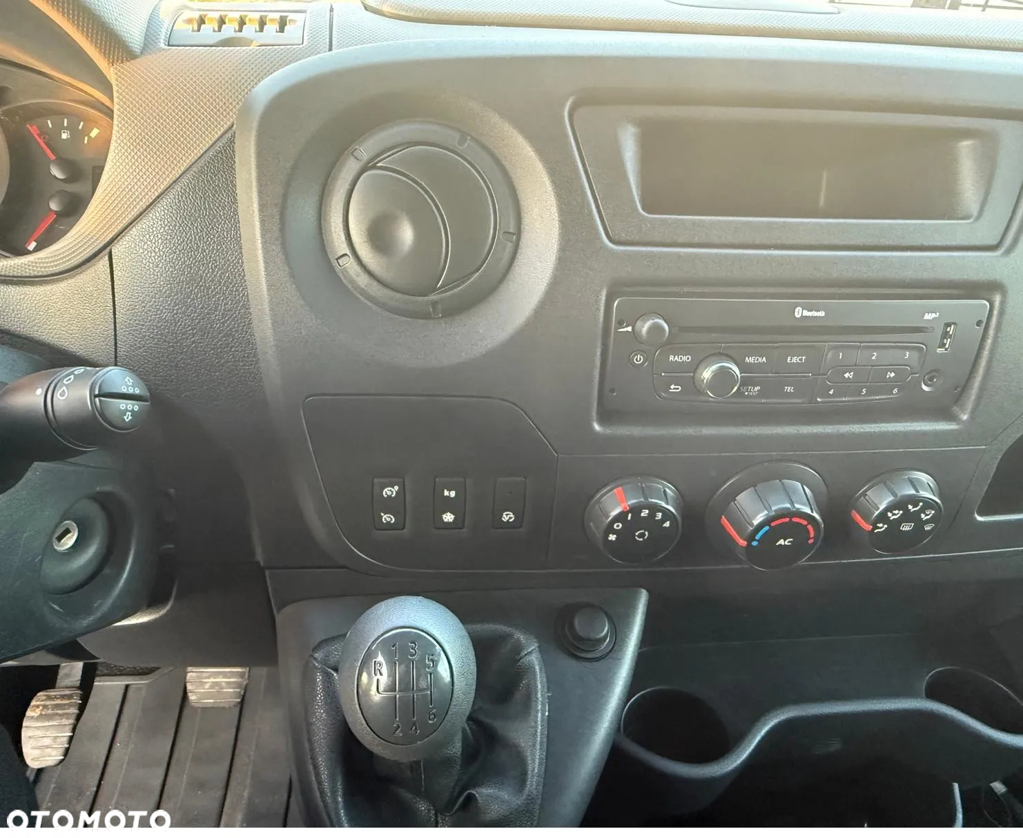 Nissan NV400 - 9