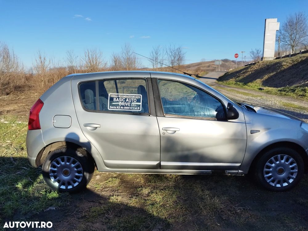 Dacia Sandero 1.6 MPI Stepway - 5