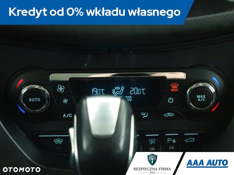 Ford Kuga - 14