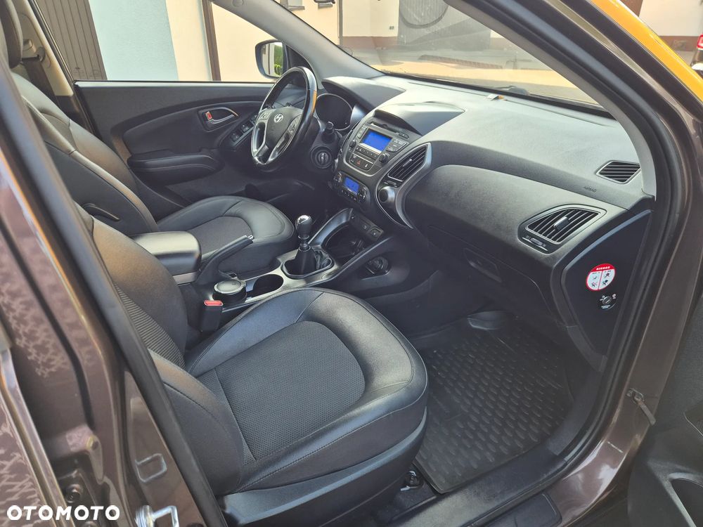 Hyundai ix35 1.7 CRDi 2WD Fifa World Cup Edition - 22