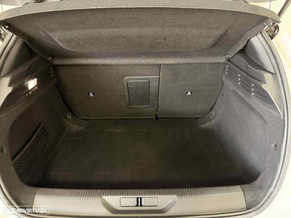 Peugeot 308 1.5 BlueHDi Allure EAT8 - 23